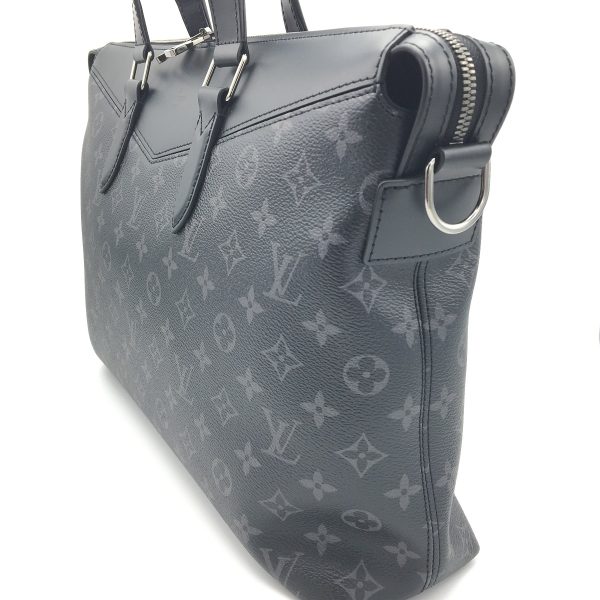 2175700026952 03 Louis Vuitton Monogram Eclipse Explorer Business Bag Black Silver