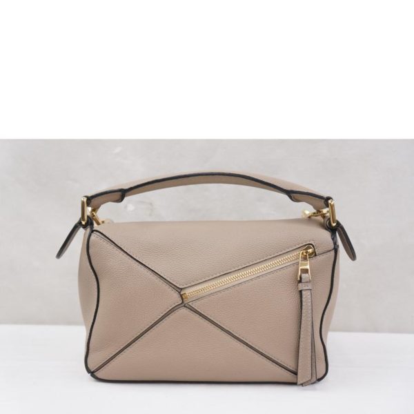 21814 2 Loewe Puzzle Shoulder Bag Beige