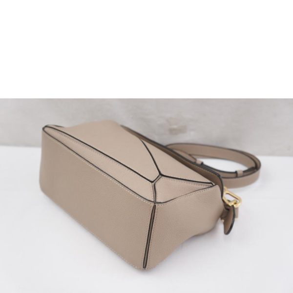 21814 5 Loewe Puzzle Shoulder Bag Beige