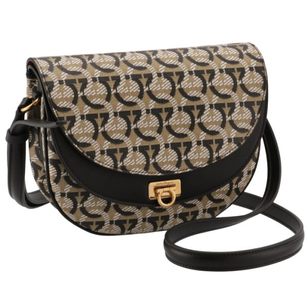 21h98600790507 Ferragamo Gancini Monogram Shoulder Bag Beige Black