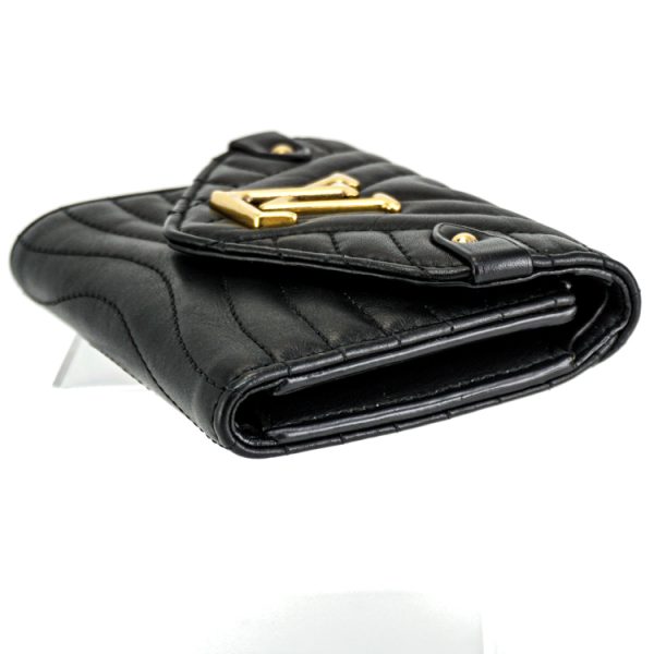 22 1076 06 Louis Vuitton Wave Compact Zip Wallet Noir Black