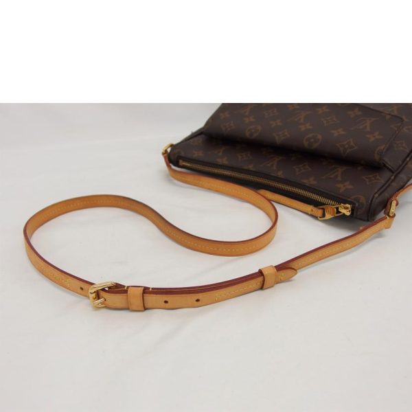 22122 4 Louis Vuitton Mabillon Monogram