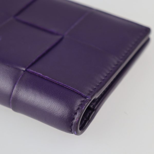 2221113008140 5 Bottega Veneta Maxi Intrecciato Leather Mini Wallet Violet