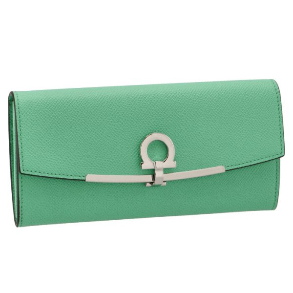 22d15000070532 Ferragamo Gancini Flap Bifold Long Wallet Mint Green