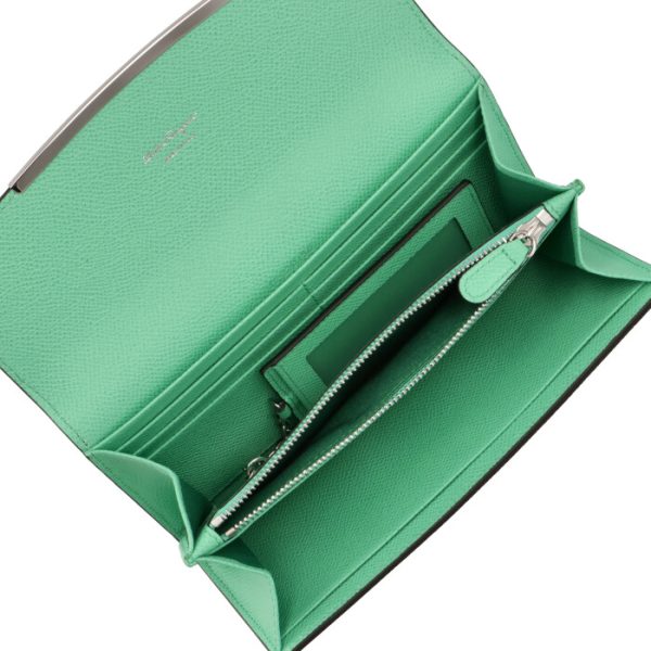 22d15000070532 5 Ferragamo Gancini Flap Bifold Long Wallet Mint Green