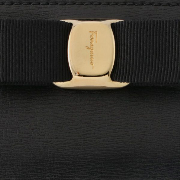 22e0100055 3 Ferragamo Card Case Top Zip Vara Fragment Mini Coin Purse Card Holder Black