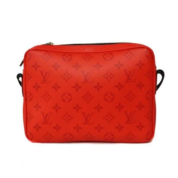 23 3340 3 Louis Vuitton Outdoor Messenger Shoulder Red Rouge