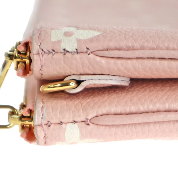 23 4131 6 Louis Vuitton Pochette Double Shoulder Baby Pink