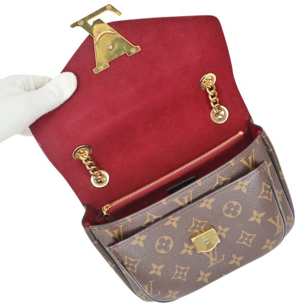 23 4432 6 Louis Vuitton Passy Monogram Brown