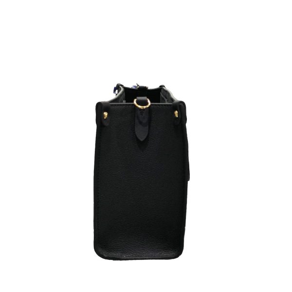 23034148 04 Louis Vuitton Lock Go Taurillon Shoulder Black