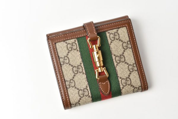 230723 g 2 GUCCI Fold Wallet Jackie GG Leather Beige