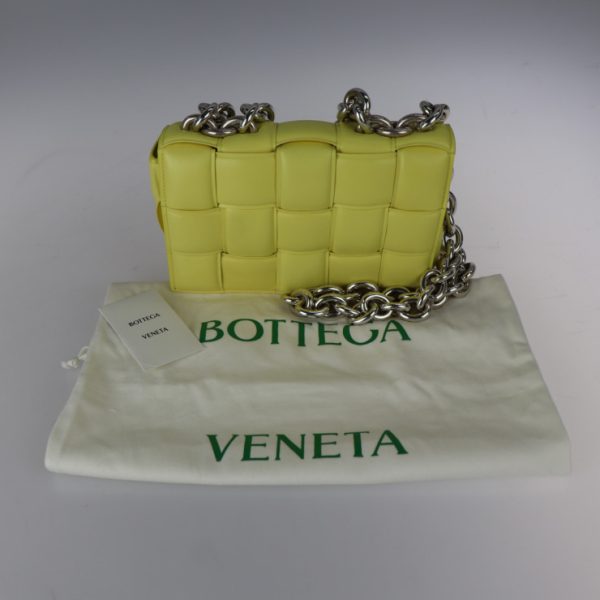 2310053010056 10 Bottega Veneta Chain Cassette Lambskin Shoulder Bag Yellow