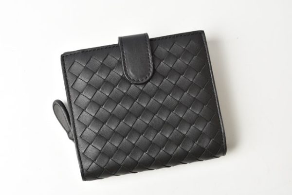 23112505 bv 2 Bottega Veneta Wallet Bi fold Mens Womens Intrecciato Black