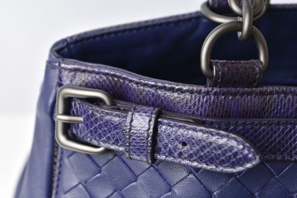 23112518 bv 10 Bottega Veneta Tote Bag Unisex A4 Intrecciato Nappa Python Embossed Purple