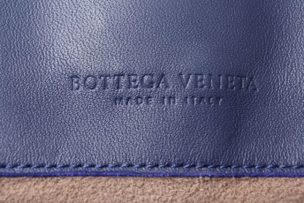 23112518 bv 8 Bottega Veneta Tote Bag Unisex A4 Intrecciato Nappa Python Embossed Purple