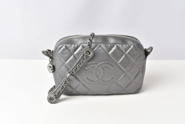 23112604 ch 4 Chanel Chain Lambskin Matelasse Shoulder Bag Silver