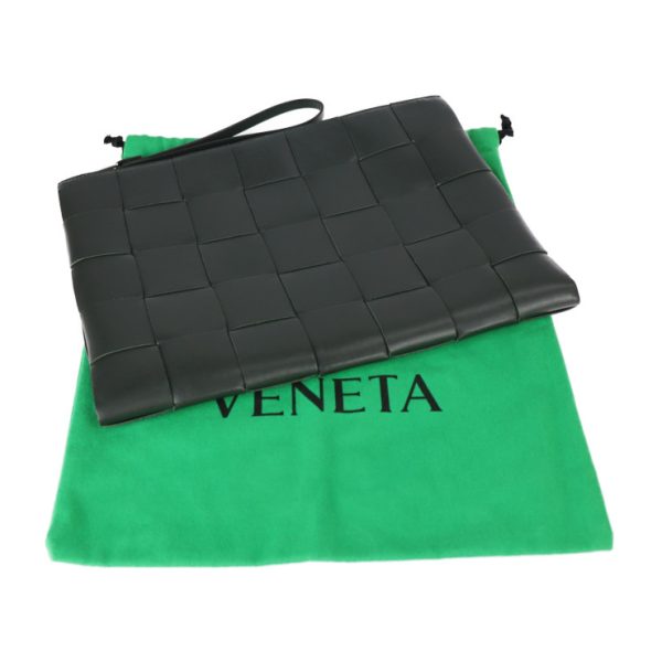 2315053008103 10 Bottega Veneta Maxi Intrecciato Calf Leather Dark Moss