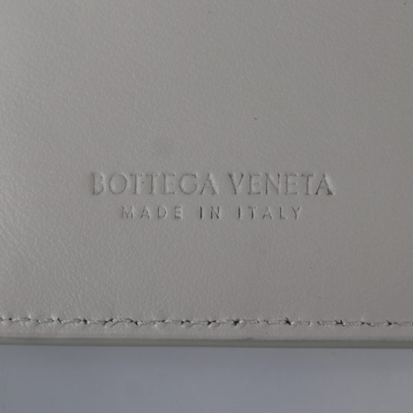 2324043007125 8 Bottega Veneta Cassette Intrecciato Lambskin Bifold Wallet Chalk White