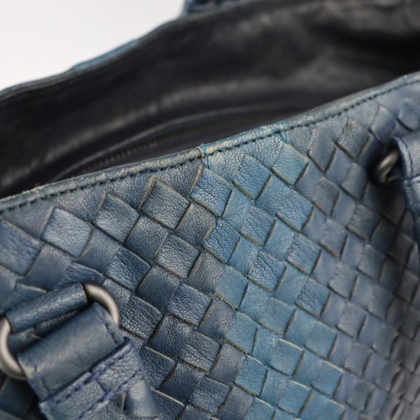 2329013007147 7 Bottega Veneta Intrecciato Tote Bag Leather Black Blue