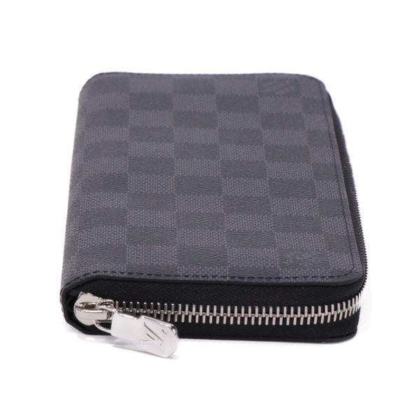 24 0547 04 Louis Vuitton Zippy Wallet Vertical Round Black