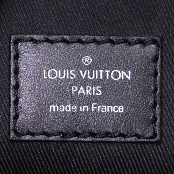 24 0730 14 Louis Vuitton Steamer Messenger Shoulder Bag Black