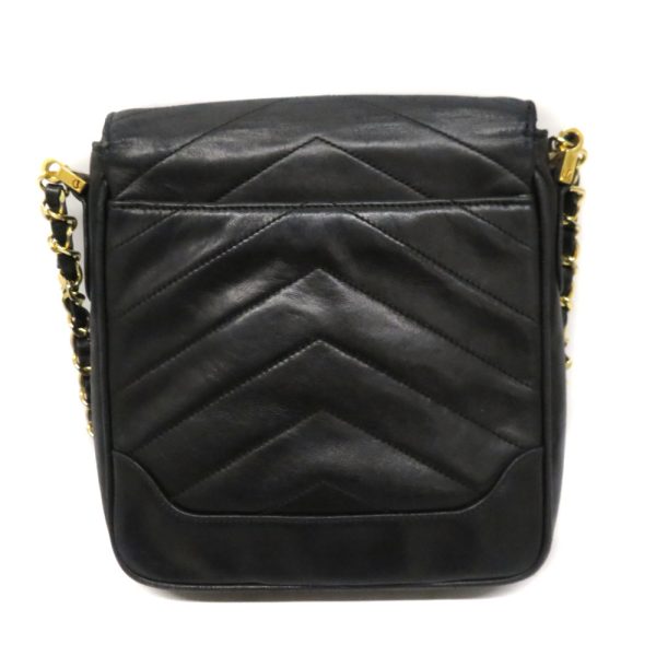 24 58902 Chanel Shoulder Pochette Chevron V Stitch Black