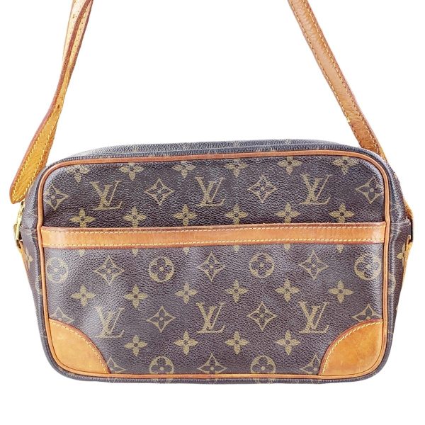 24005290 02 Louis Vuitton Shoulder BagMessenger Bag Monogram Brown