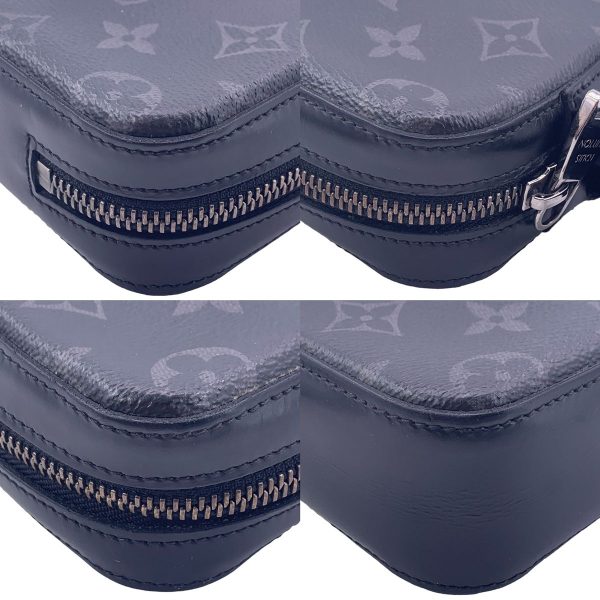 24015049 08 Louis Vuitton Monogram Eclipse Clutch Bag Black