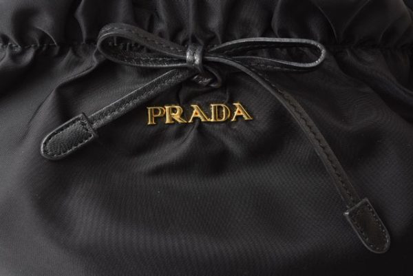 24020207 p 7 Prada Shoulder Bag Black