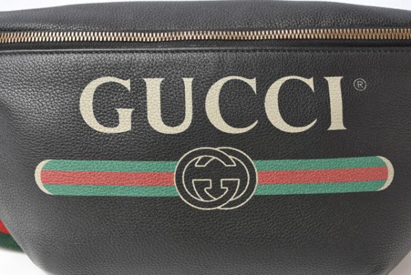 2405b02 g 8 Gucci Vintage Logo Leather Waist Pouch Body Bag Black