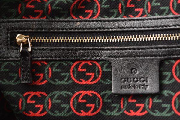 2405b03 g 6 GUCCI Handbag Brit Interlocking G Leather Black