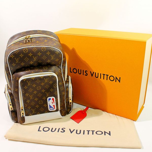 24100520 13 Louis Vuitton Backpack Nv Monogram Brown