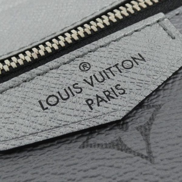 2700038861175 5 b Louis Vuitton Lama Outdoor Messenger Shoulder Bag Taiga