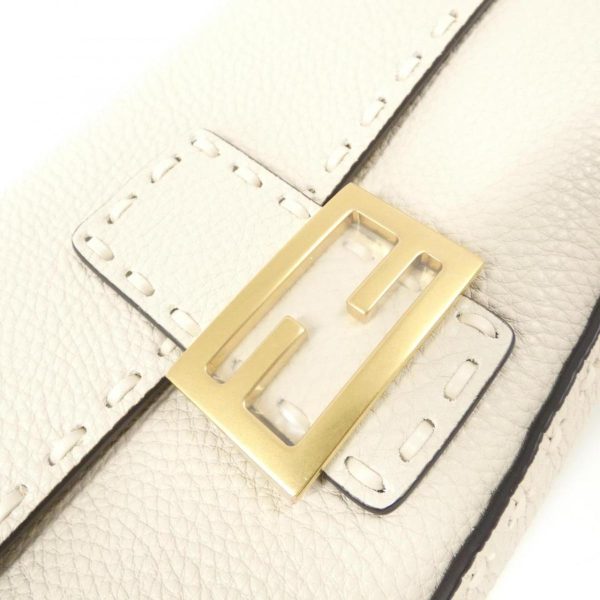 2700038953504 4 b Fendi Baguette Shoulder Bag Creme