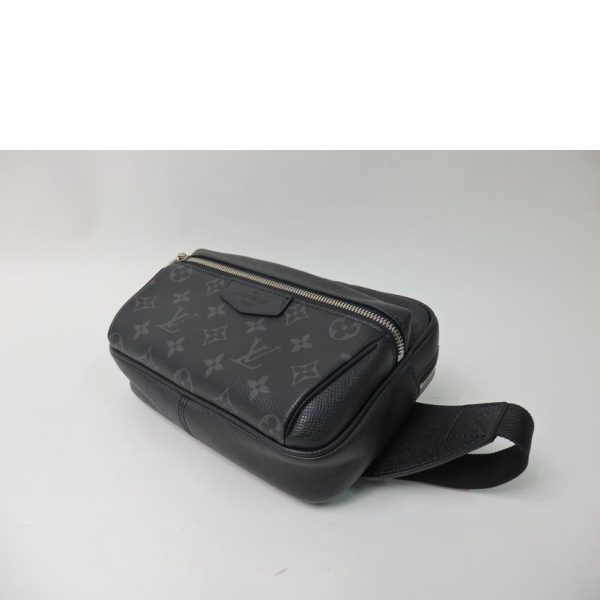 28419 3 Louis Vuitton Outdoor Messenger PM Tigarama Black