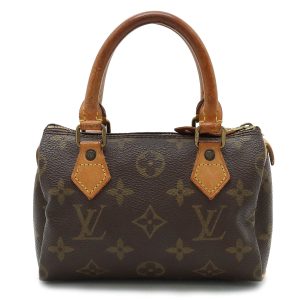 32010704 1 Gucci GG Canvas Messenger Bag Beige Brown