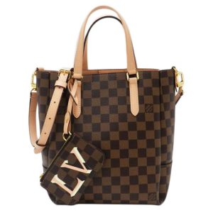 33315 1 Louis Vuitton Wilshire PM Vernis Handbag Amarant