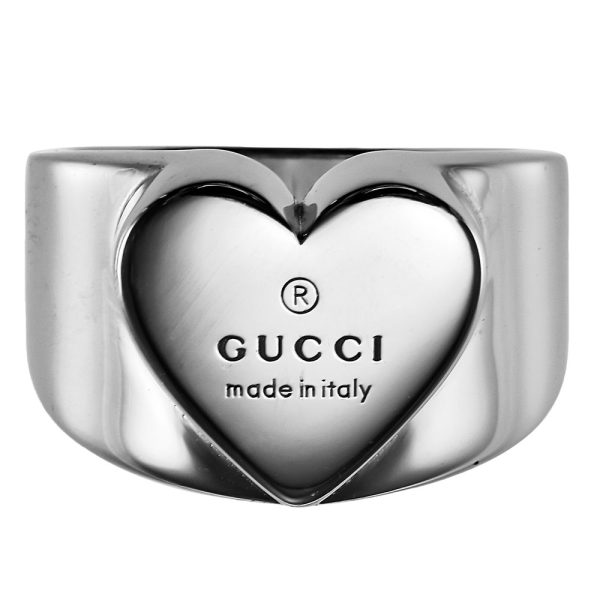 356215 j8400 0702 02 Gucci Heart Ring Silver