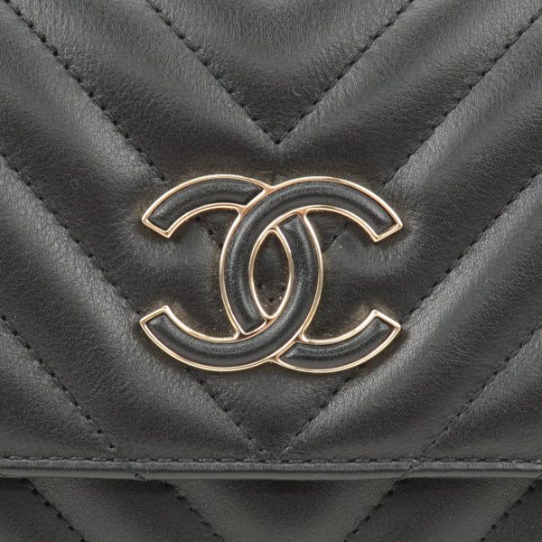 36762 4 5 Chanel Matelasse Chevron Lambskin Shoulder Bag Black