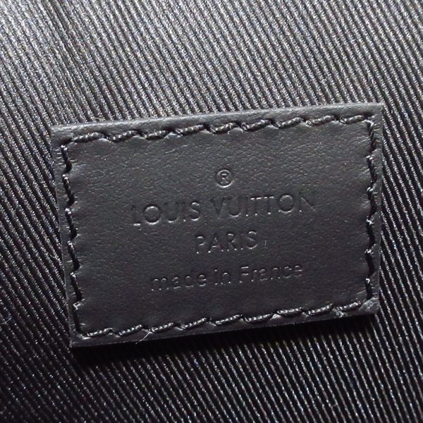 37341613 5 Louis Vuitton Fastline Wearable Wallet Black