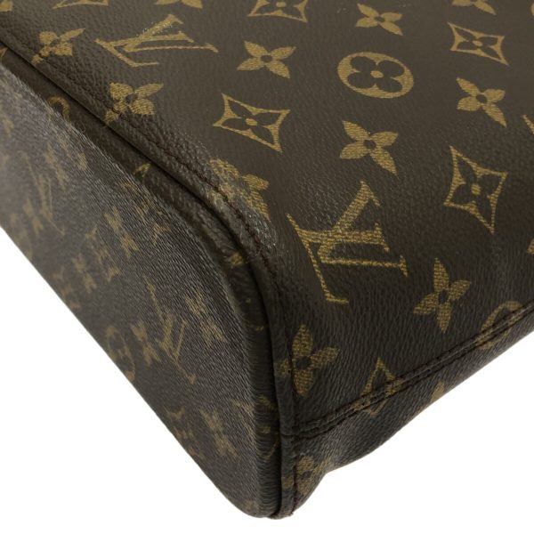 37570517 5 Louis Vuitton Luco Monogram Tote Bag