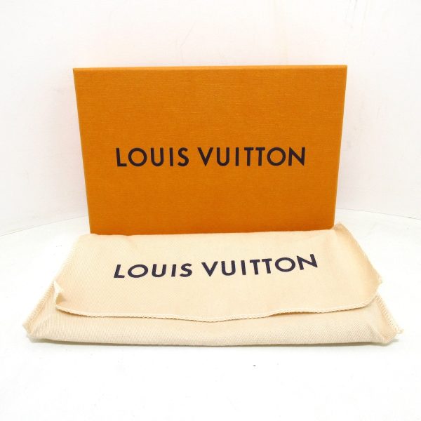 37876090 9 Louis Vuitton Vertical Wallet Galle Taurillon Leather