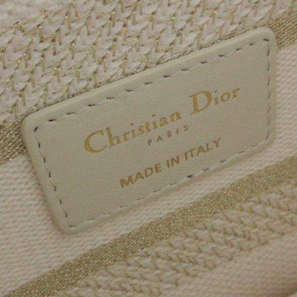 37891969 7 Christian Dior Lady Delight Medium Bag Jardin DHiver Embroidery White