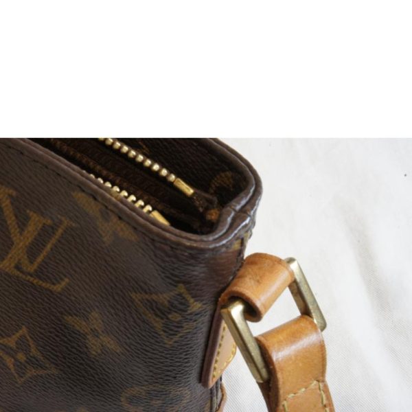 41324 8 Louis Vuitton Trotter Monogram Canvas Handbag