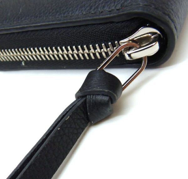 45141 8 Louis Vuitton Zippy Lockme Leather Black