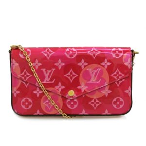 46625 1 Louis Vuitton Pochette Cle Epi Key Pouch Black