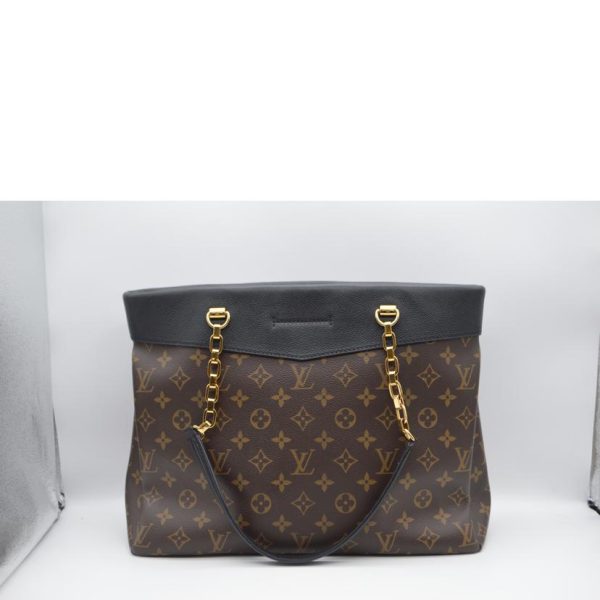 46671 2 Louis Vuitton Palace Shopper Monogram Noir