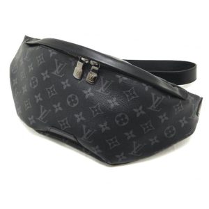 49939 1 Chanel Chain Tote Bag Caviar Skin Black