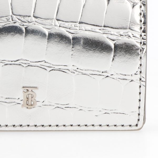 4b b16 00120 08 Burberry Wallet Coin Case Chain Shoulder Bag Silver