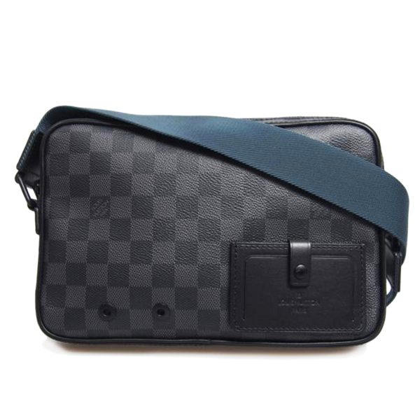 53319 1 Louis Vuitton Alpha Messenger Damier Graphite